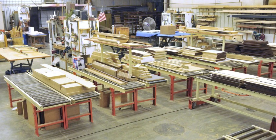 Стол в цех мебельного производства металл