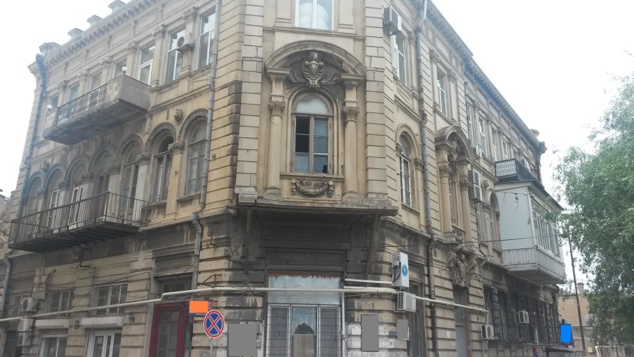 Дом монолит г Баку