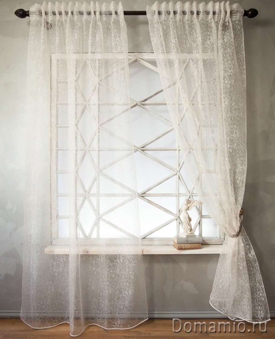 Шторы из органзы на кухню