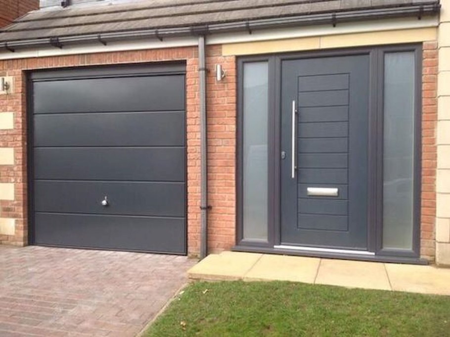 Гаражная дверь