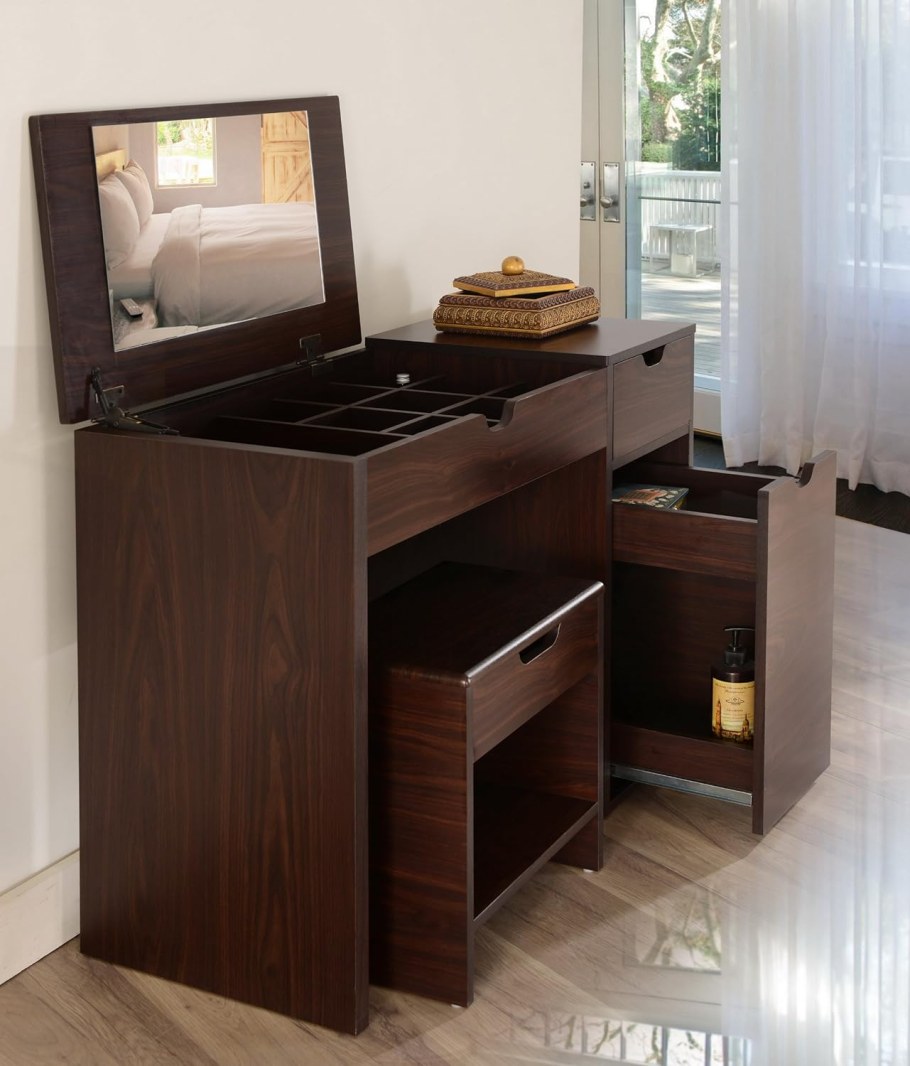 Туалетный столик трансформер