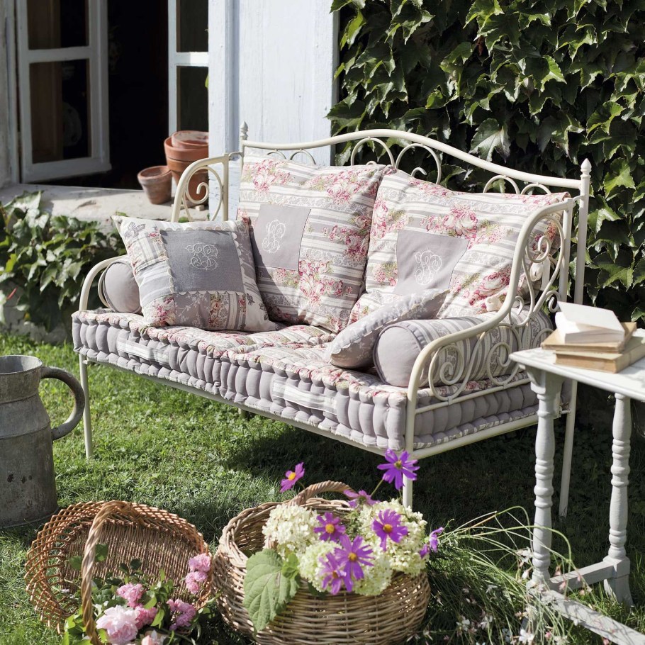 Садовая мебель в стиле Прованс