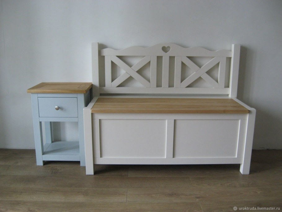 Скамейка в стиле Прованс