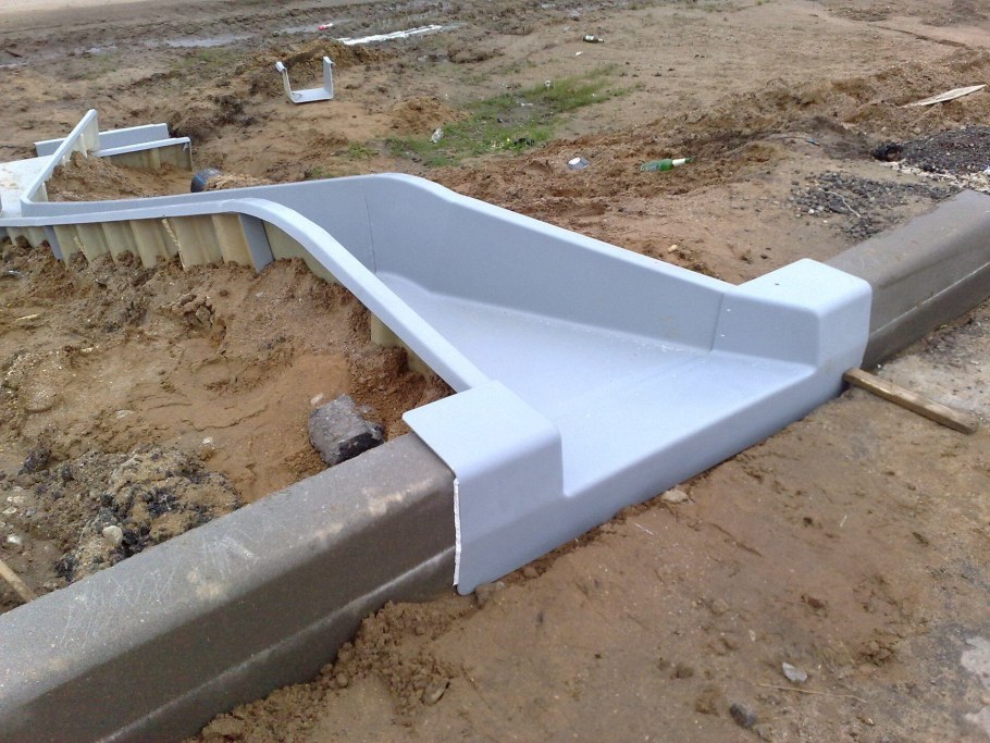 Лоток быстротока композитный