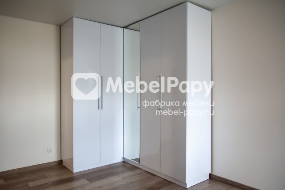 Шкаф Кастл распашной