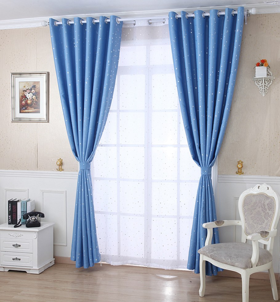 Голубые шторы