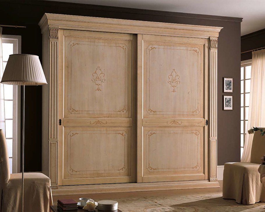 Шпонированный шкаф комбо Италия