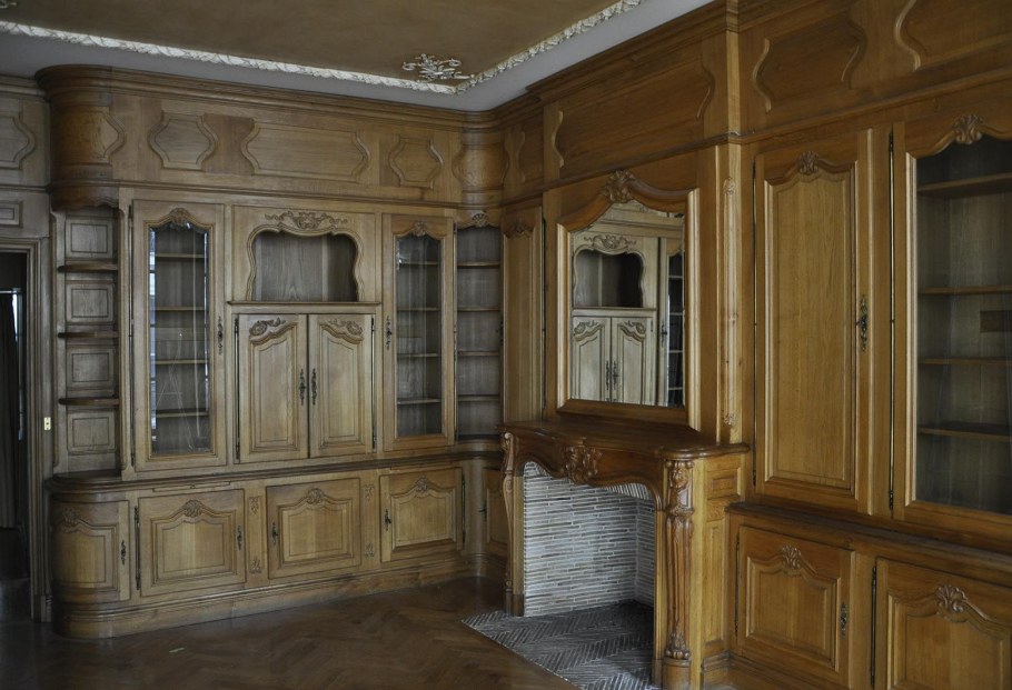 Carved Oak Boiserie Room