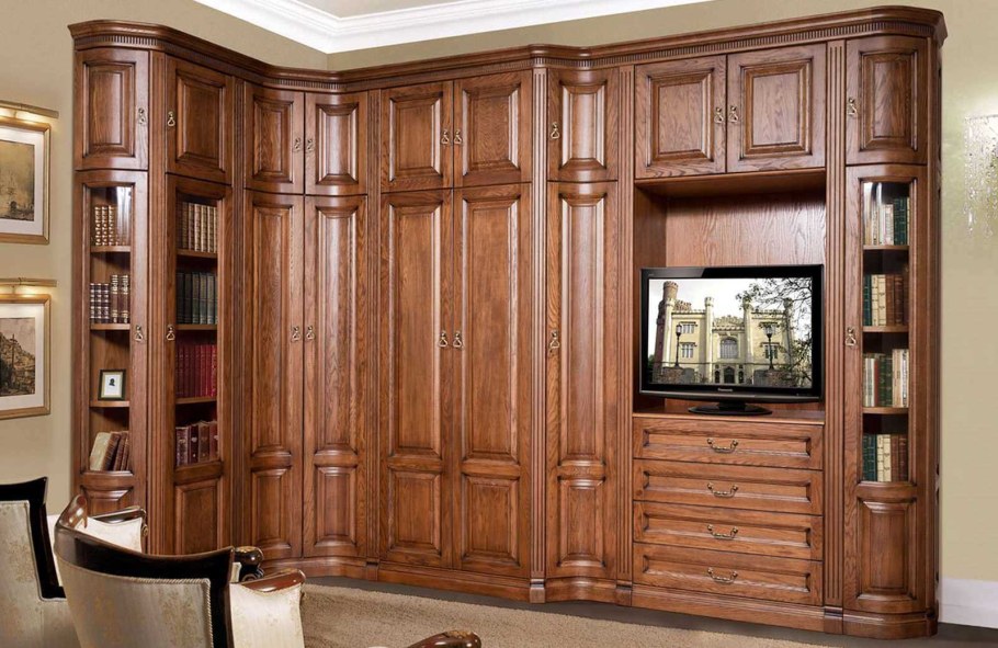 Классические стенки в гостиную