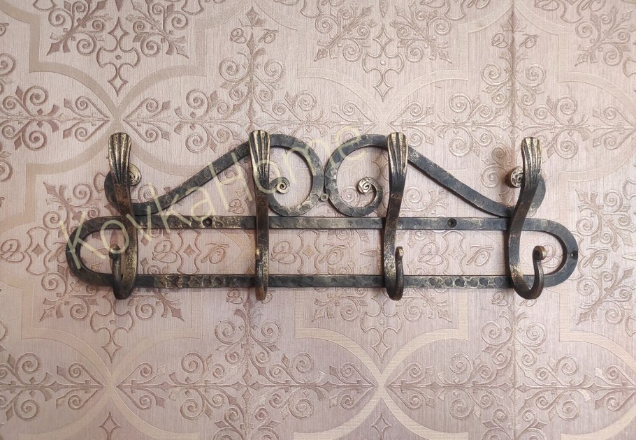 Кованая вешалка в виде котов