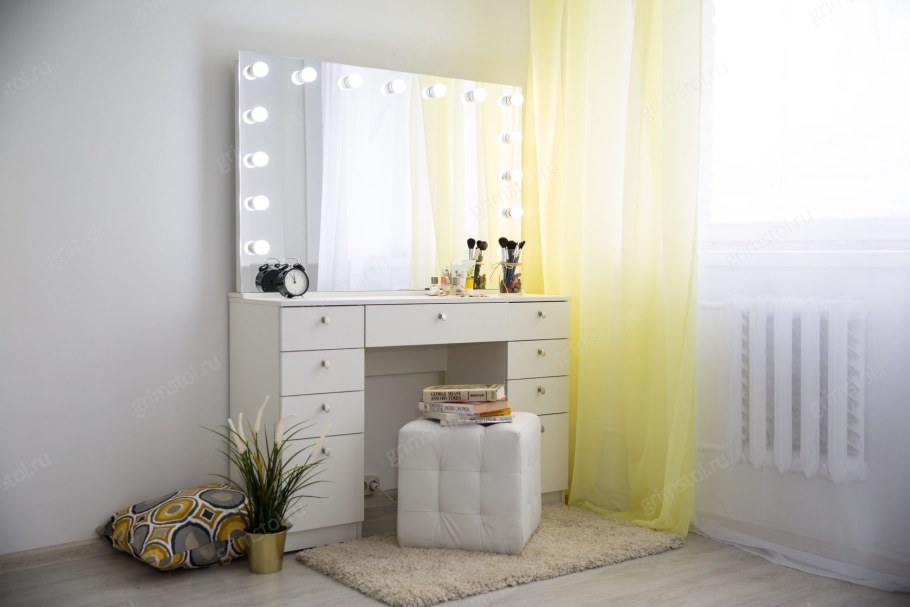 Гримерный стол икеа белый