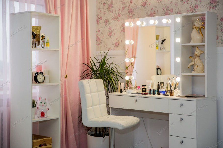 Гримерный столик 110 см