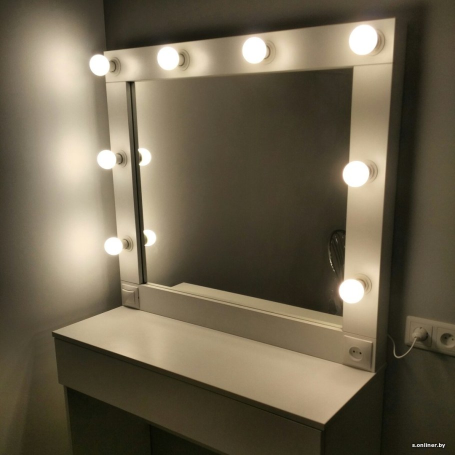 Туалетный столик Roofix