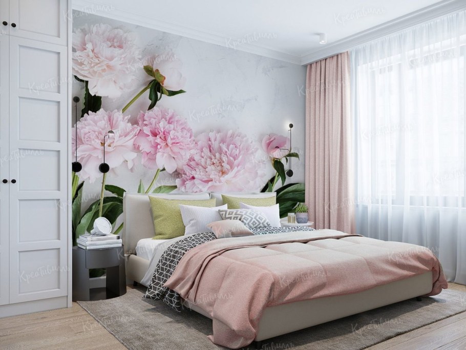 Пионы в спальне