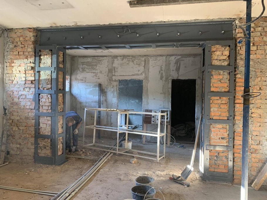 Усиление проема в несущей стене