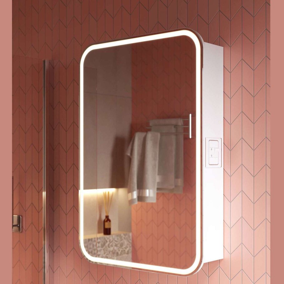 Зеркальный шкаф с подсветкой Alavann Lana 55