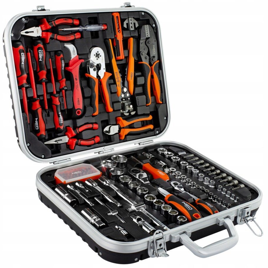 Инструменты набор чемодан для электрика Нео 01-310