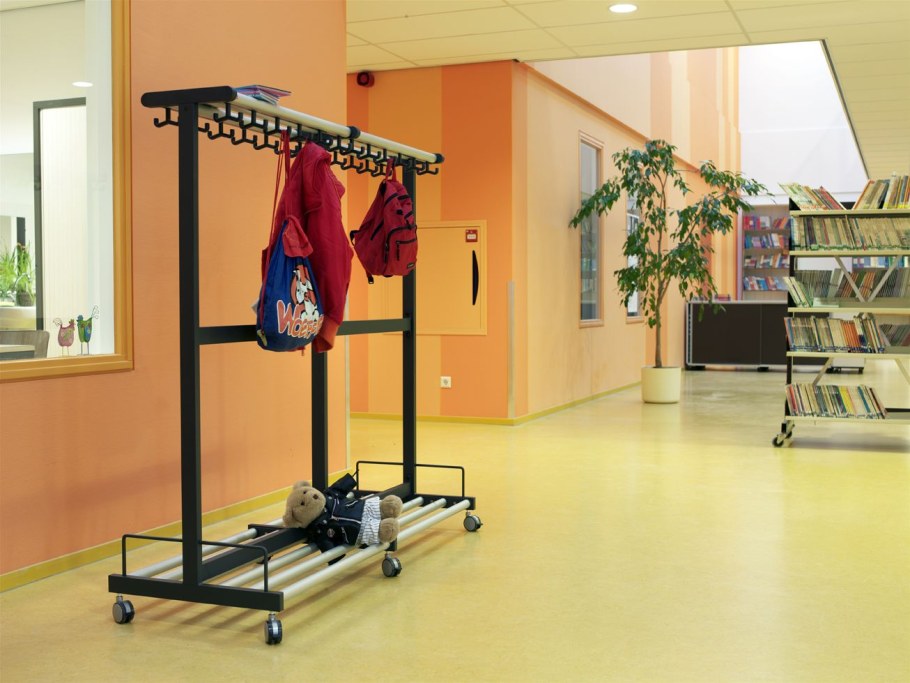 Модельная библиотека вешалки