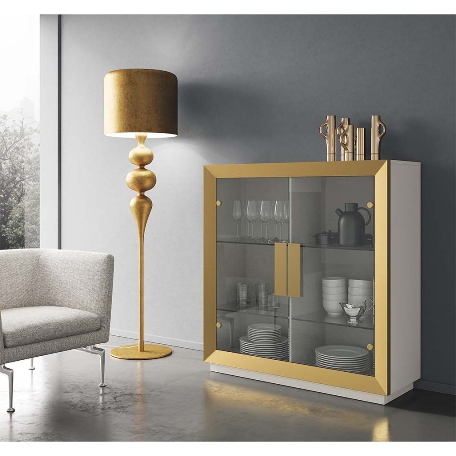 Витрина для посуды в гостиной купить в современном стиле