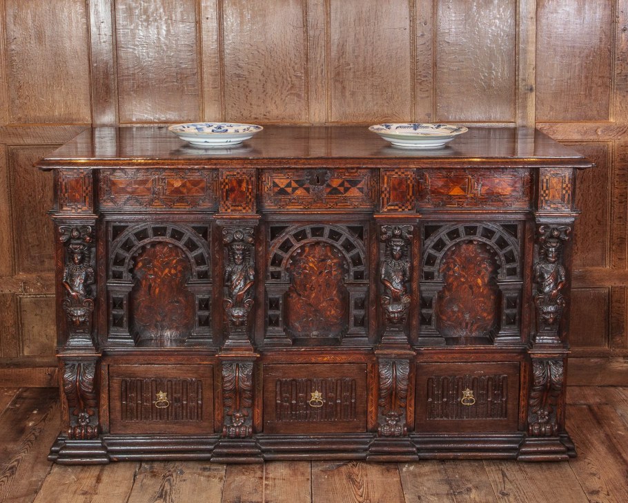 Мебель 16 века Готика