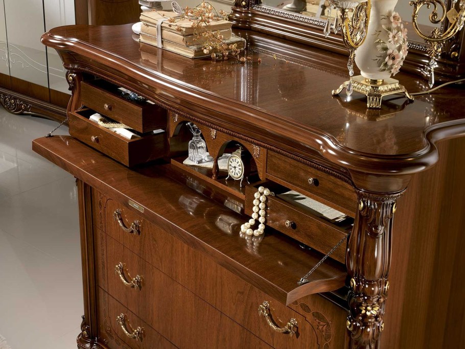 Итальянская мебель Regina