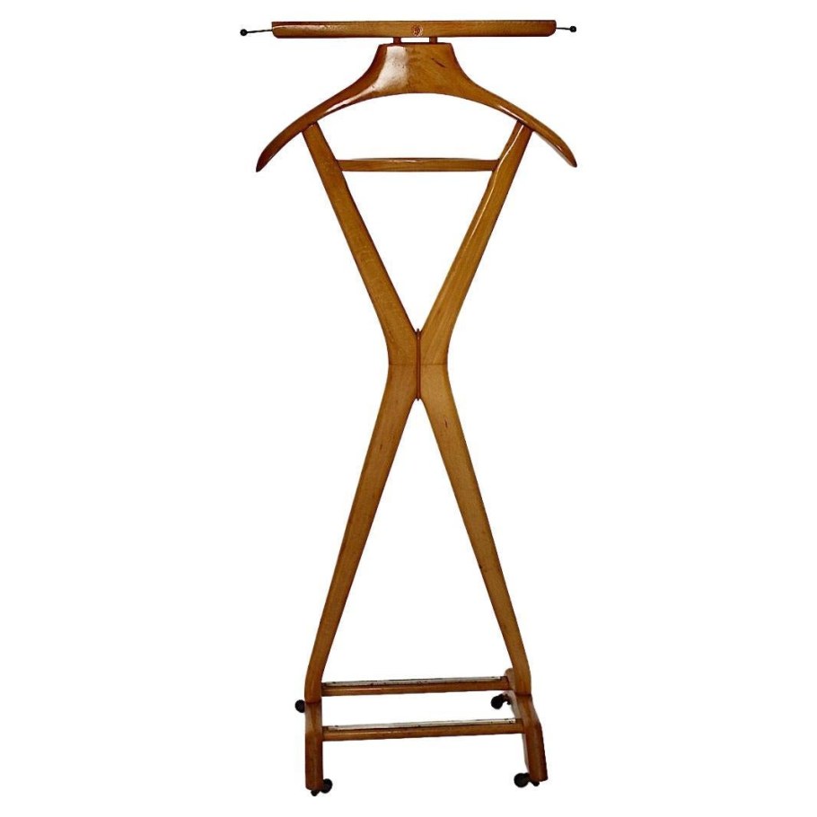 Вешалка костюмная напольная деревянная