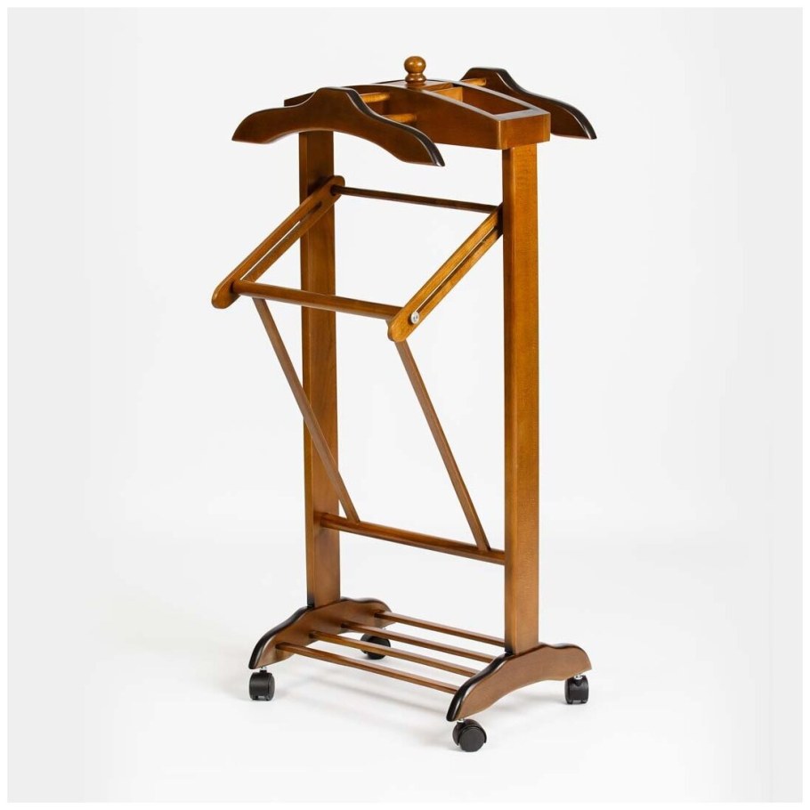 Вешалка напольная для одежды закрытая