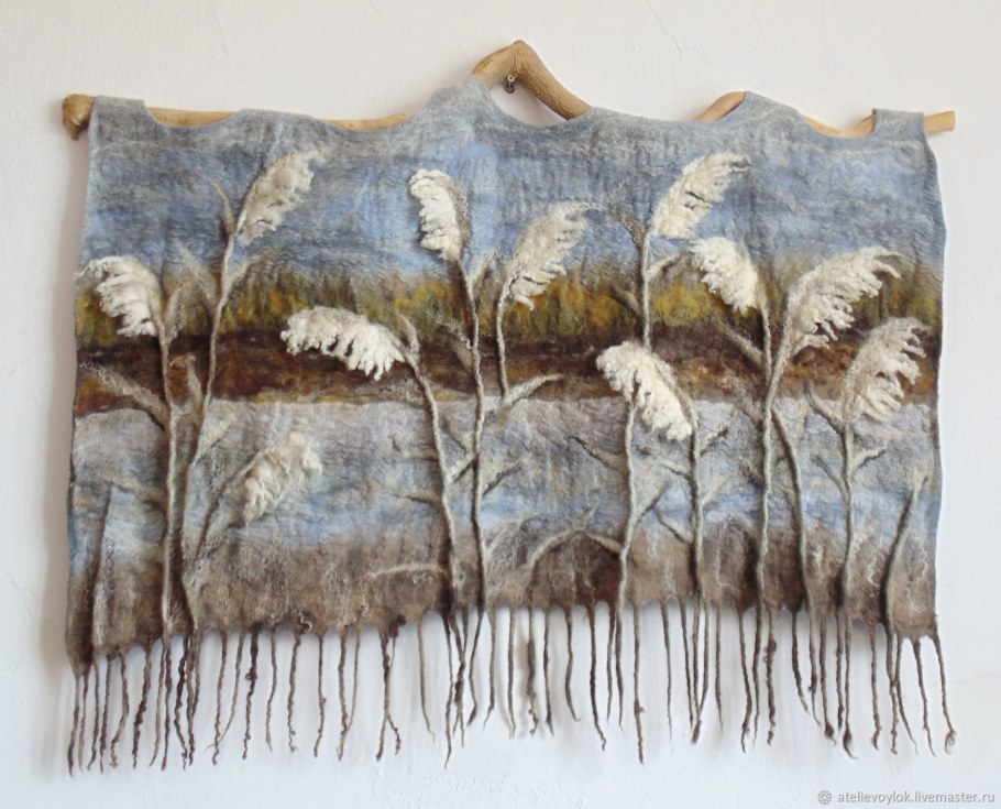 Панно из валяной шерсти