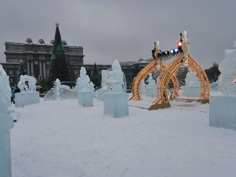 Площадь Куйбышева Самара новый год 2022