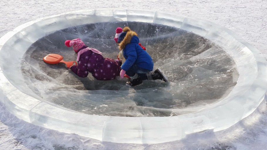 Ледяные аттракционы