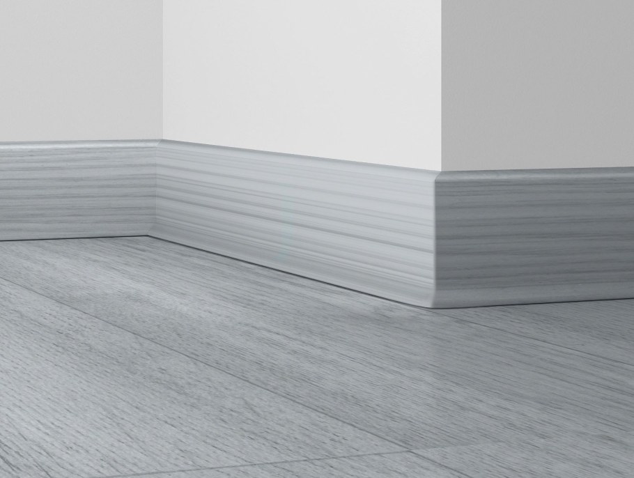 Напольный плинтус 6.53.105