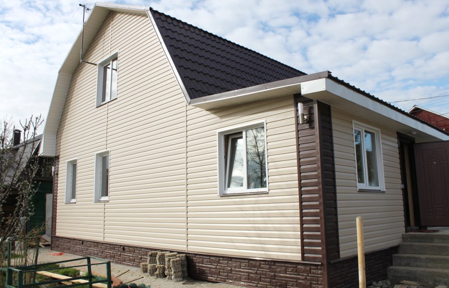 Дом обшитый сайдингом