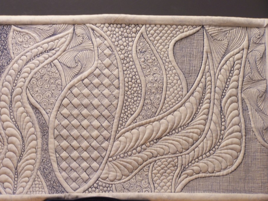 Вышивка шадоу-трапунто