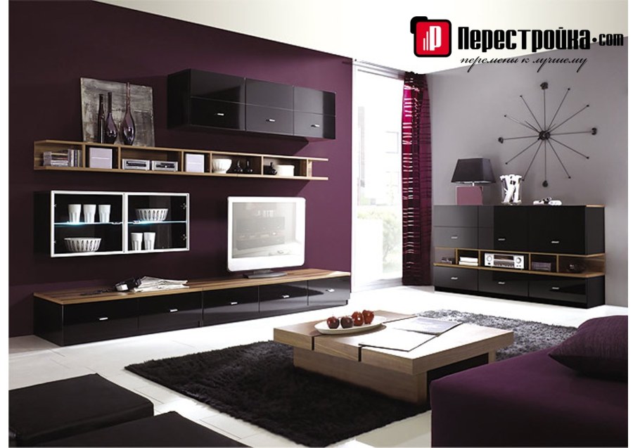 Фиолетовая стенка в гостиную