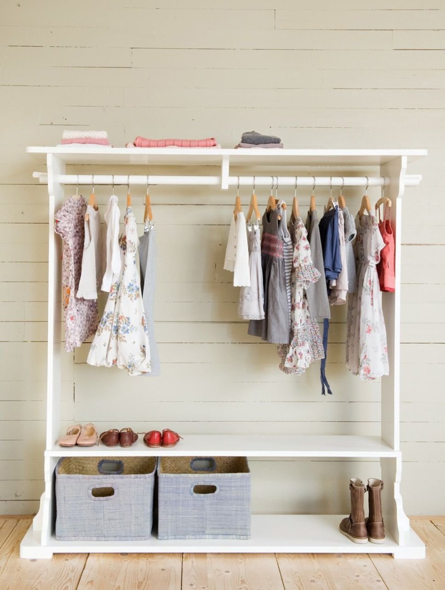 Вешалки для гардеробной