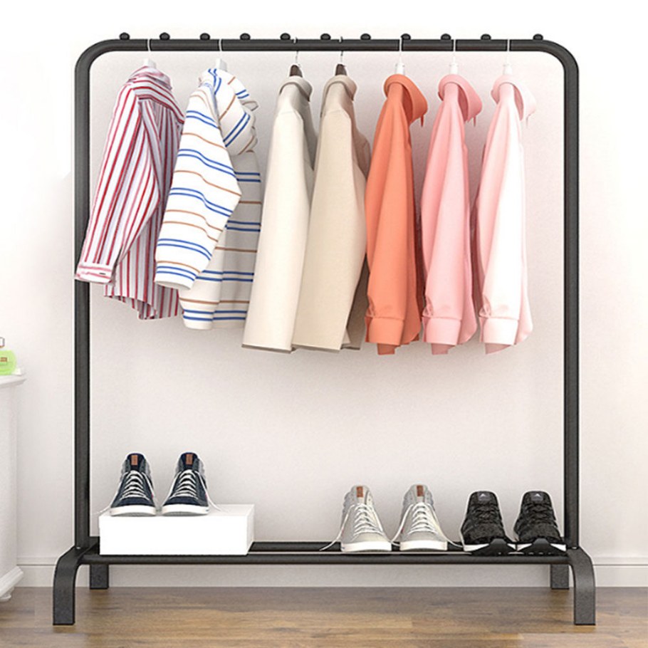 Открытая вешалка для одежды