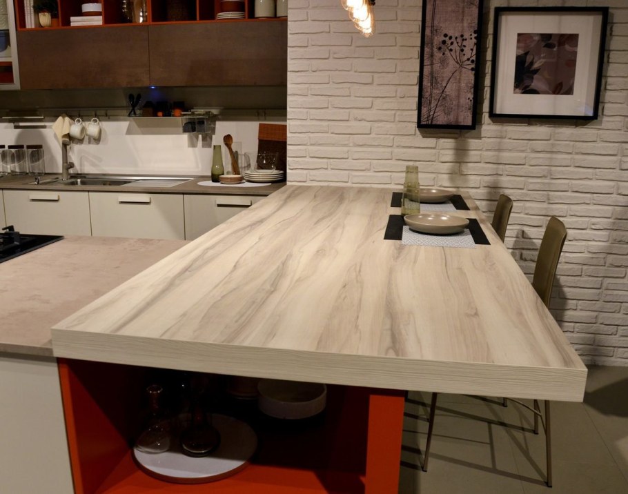 Пластик Arpa 4611 ежевика