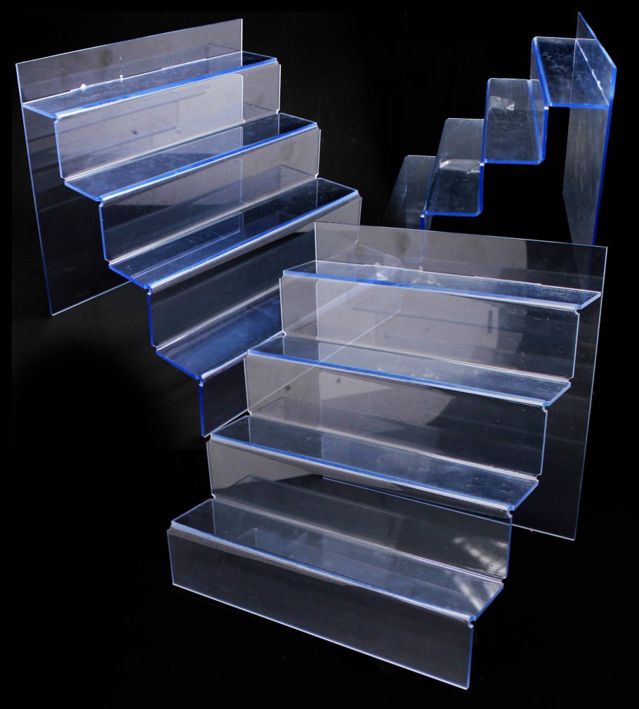 Изделия из плексигласа