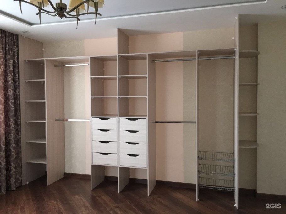 Мебельный магазин пер. спортивный