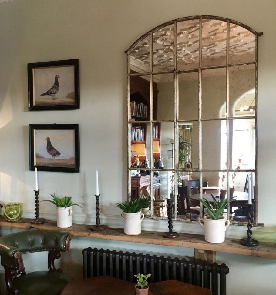 Зеркало окно в интерьере