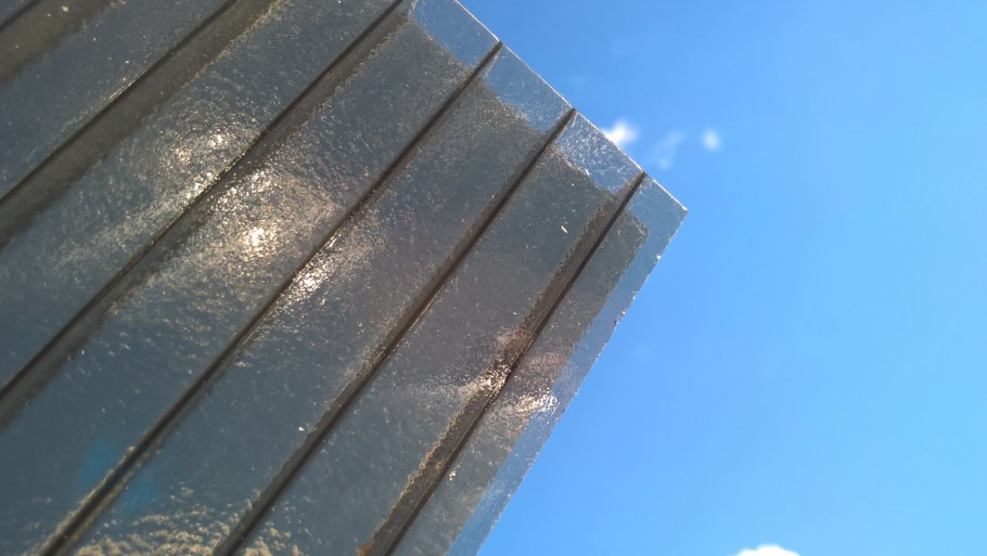 Поликарбонат Карбогласс бронза колотый лед