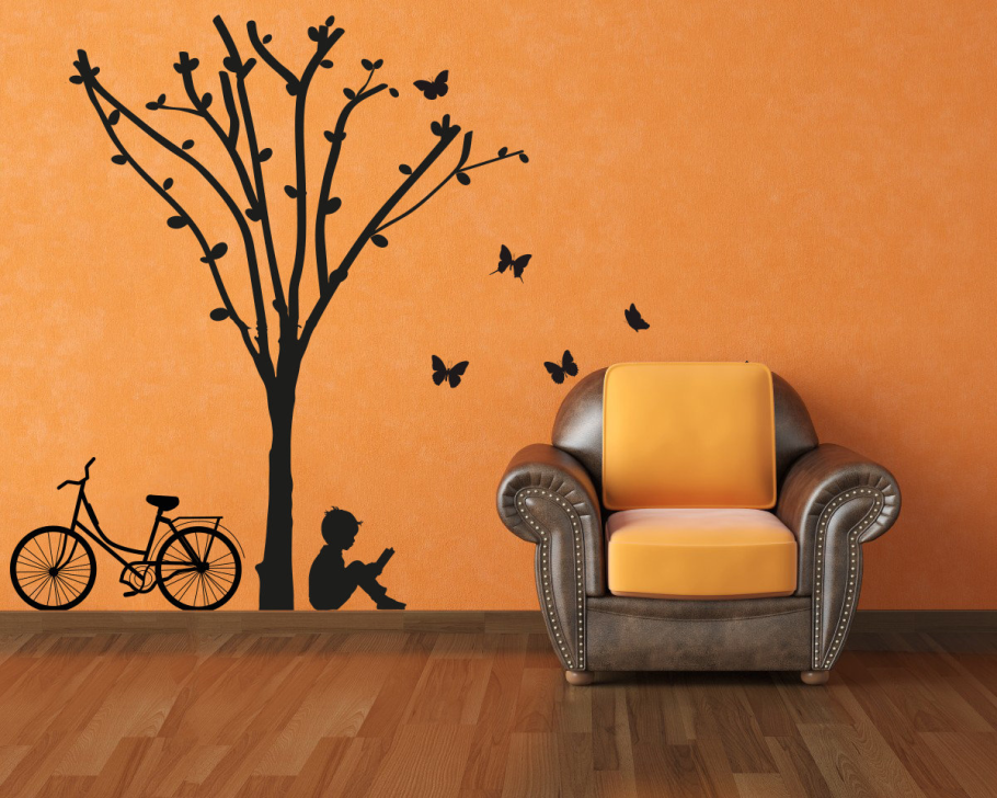 Необычные наклейки на стену