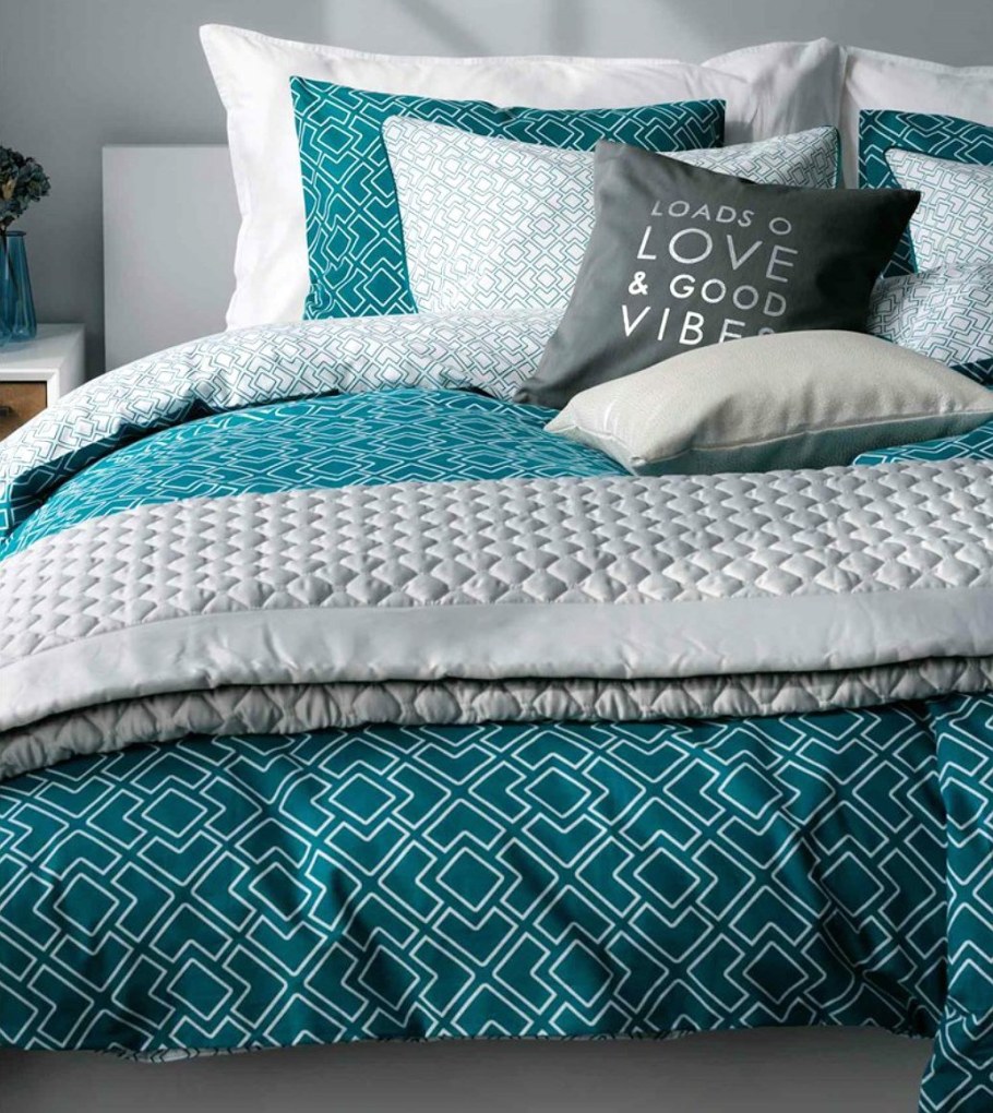 Покрывало h&m в интерьере