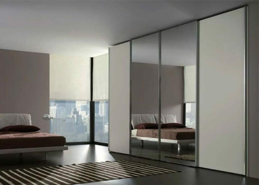 Зеркальные двери купе аристо