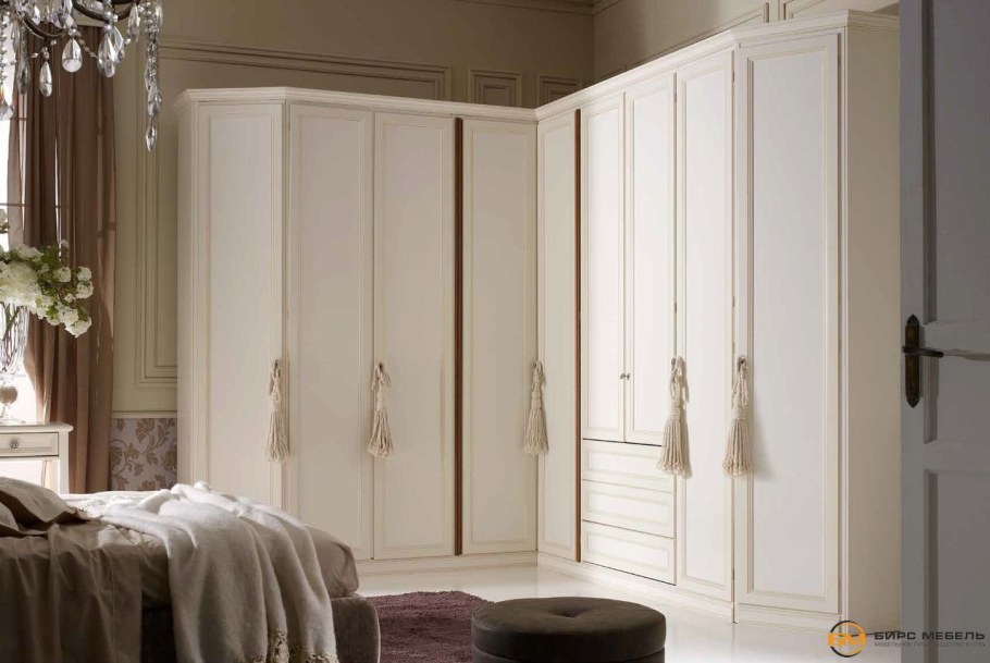 Белые шкафы Portofino San Michele