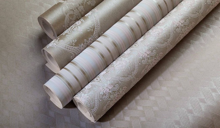Рулоны обоев для стен