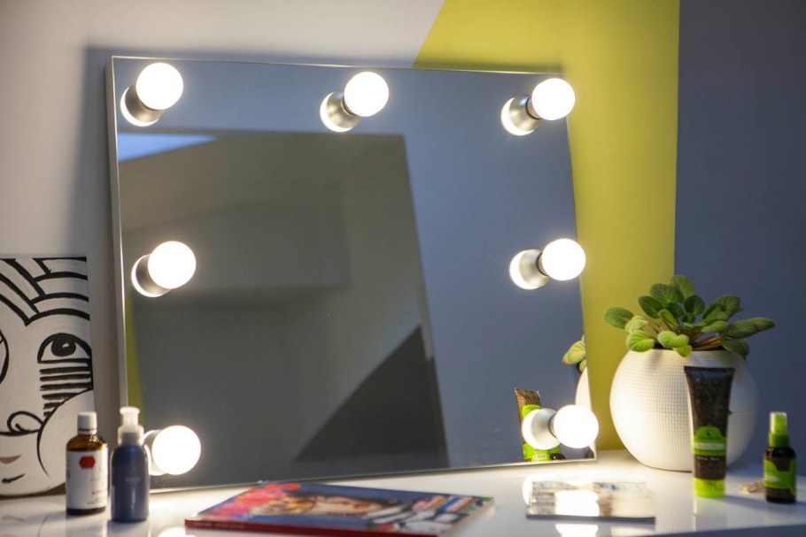 Гримерное зеркало 70х80