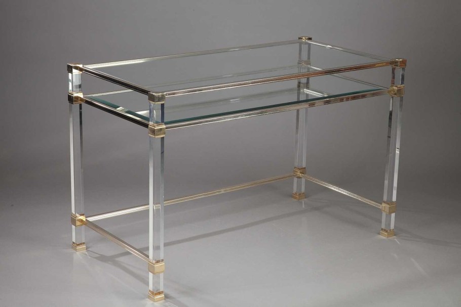 Стол из оргстекла