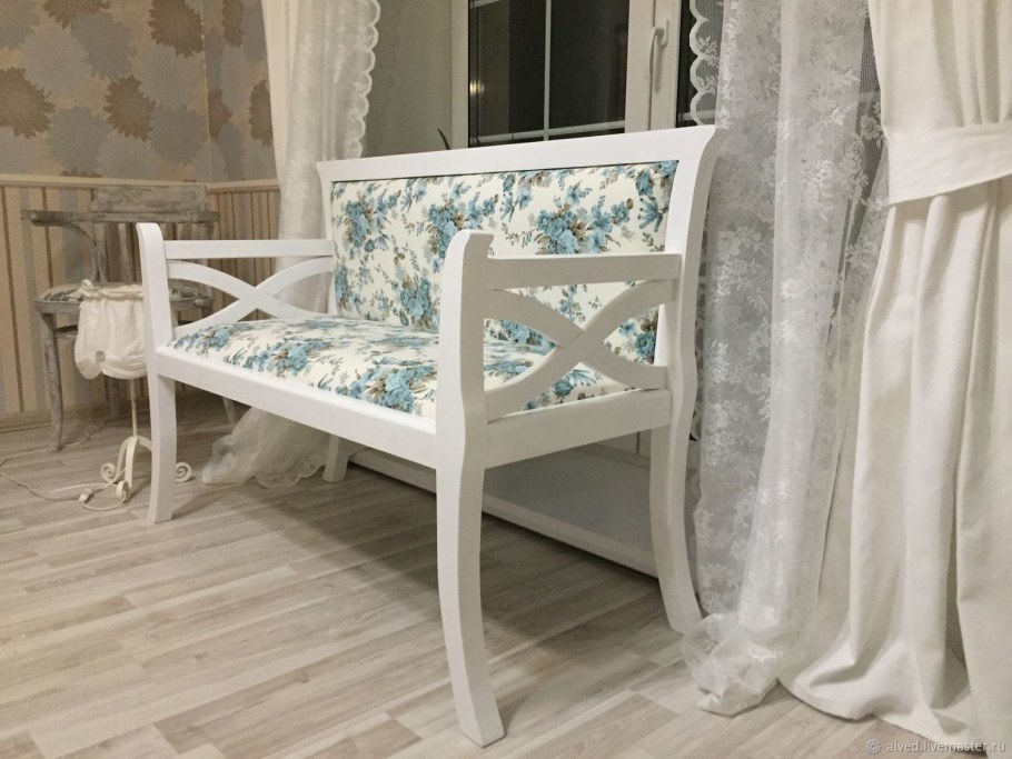 Скамья в стиле Прованс