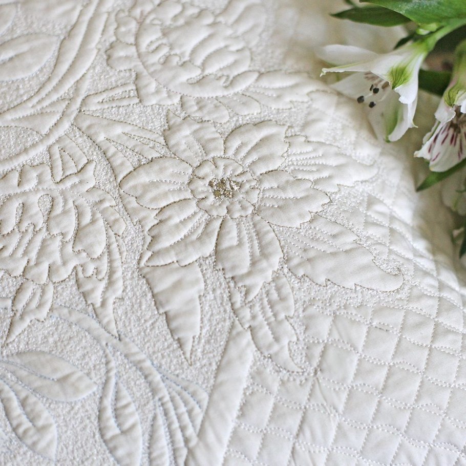 Стежка трапунто одеяло